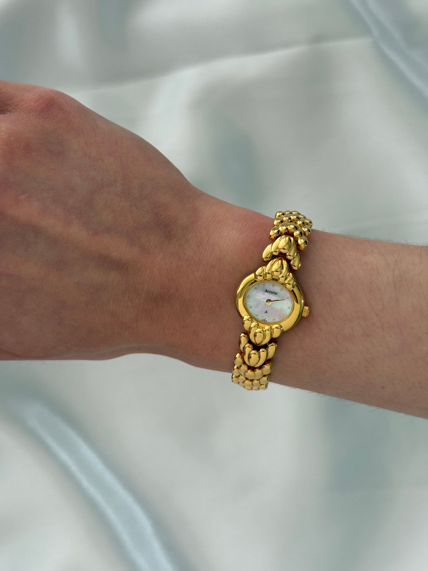 Vintage Mother Of Pearl Accurist Watch