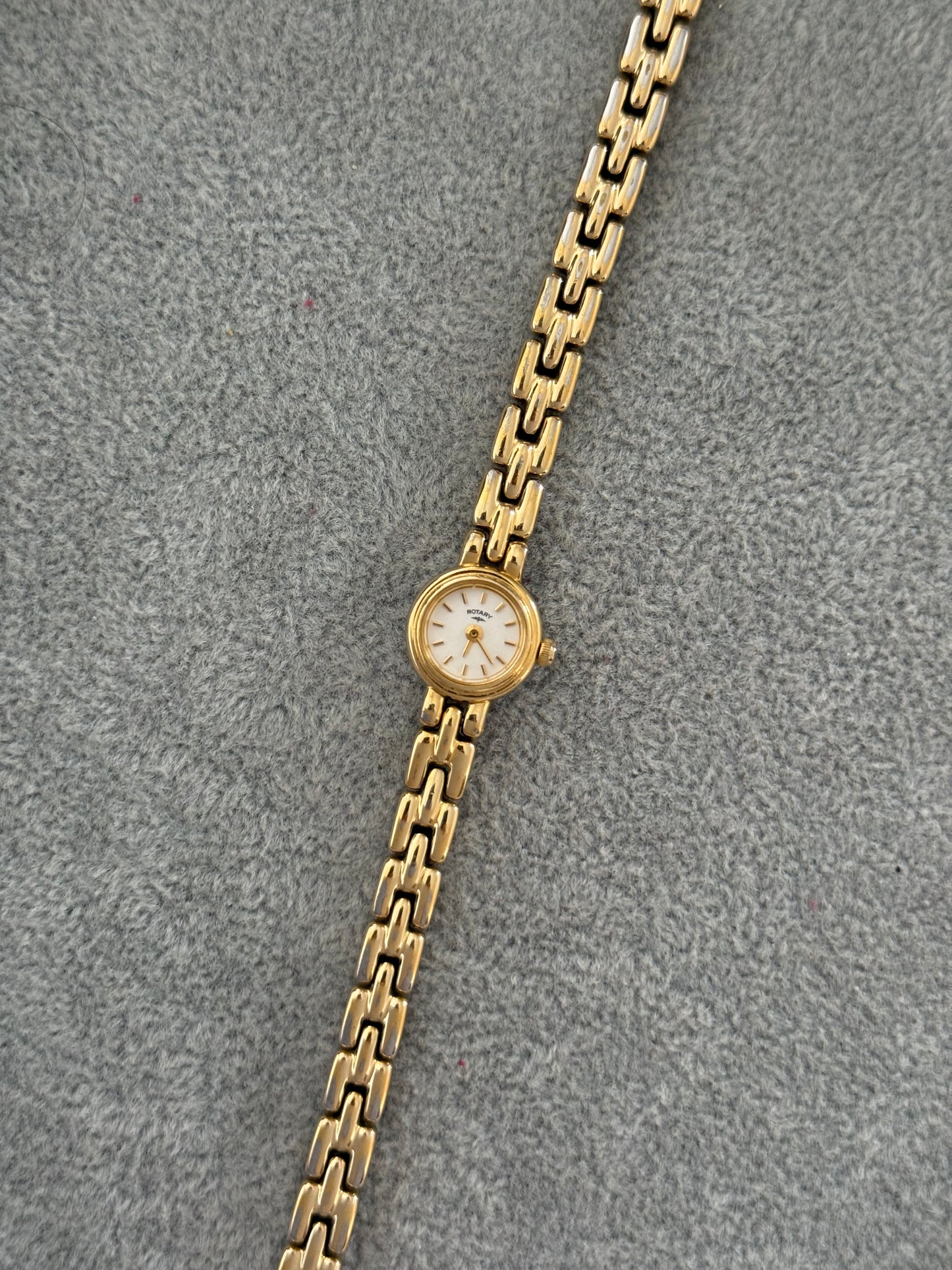 Dainty Vintage Rotary Watch