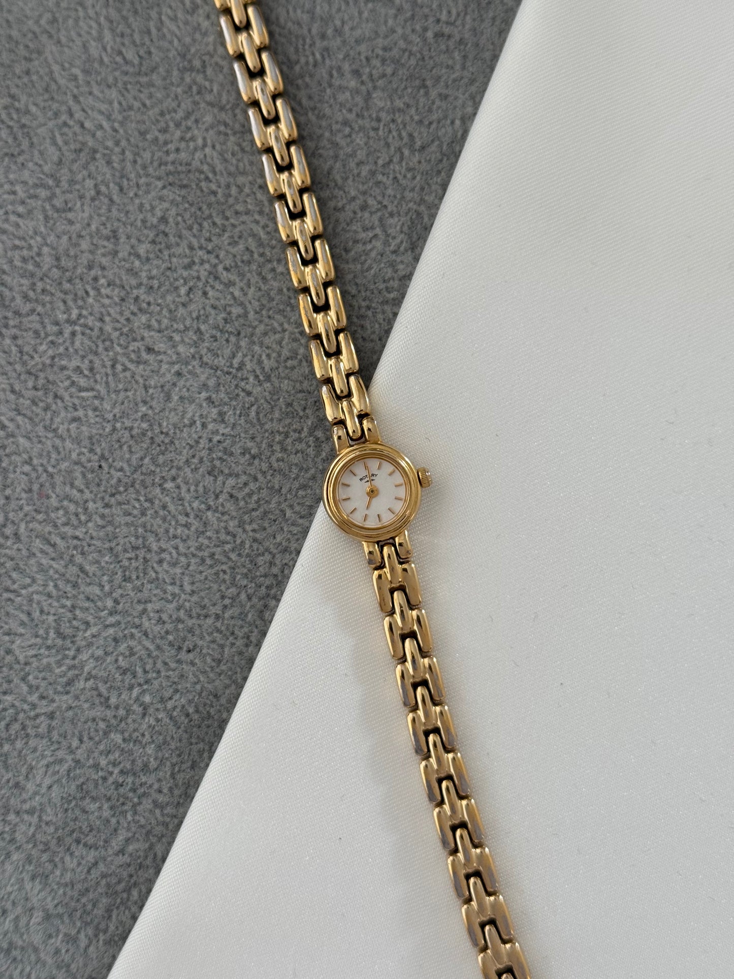Dainty Vintage Rotary Watch