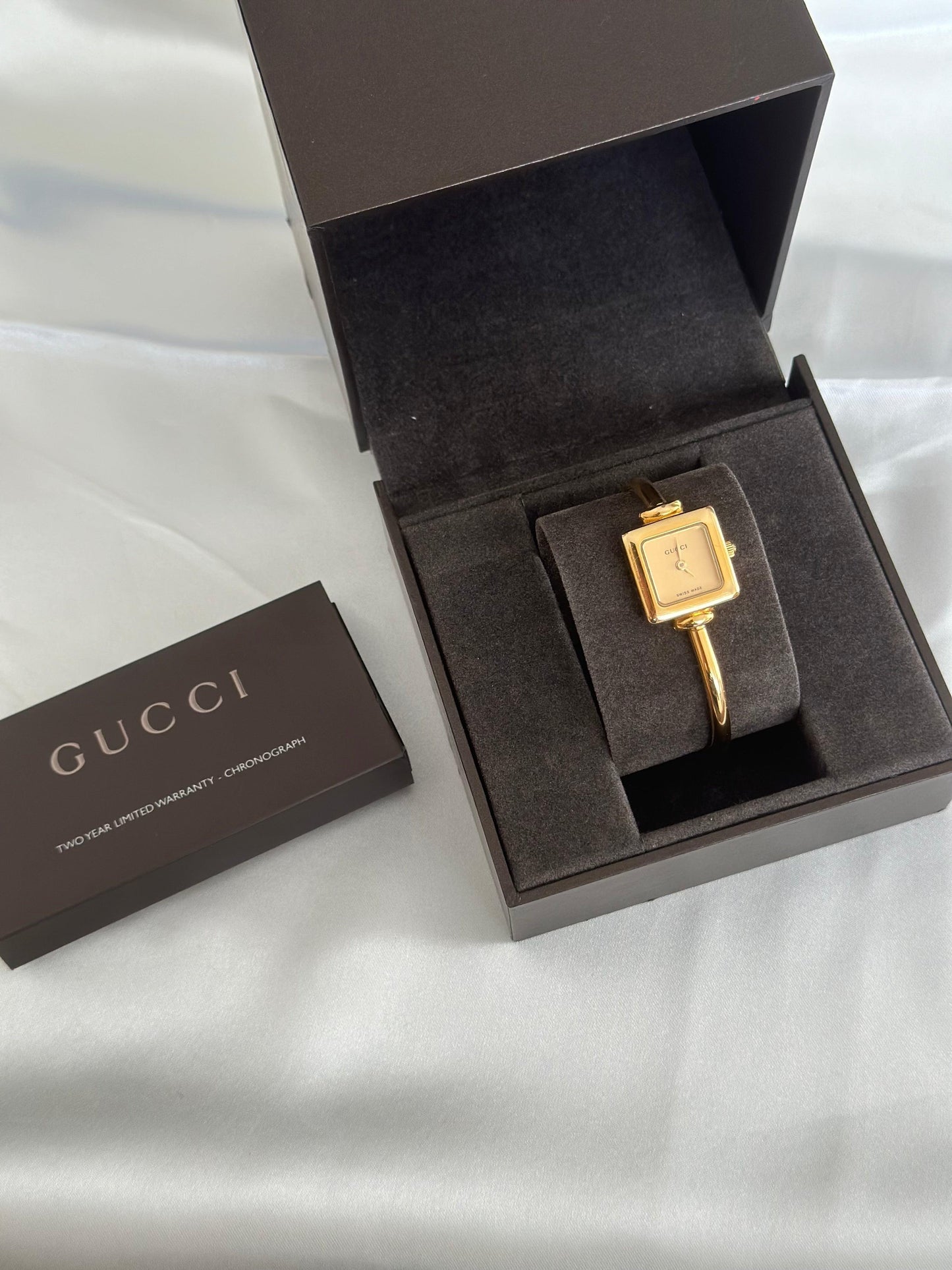 Vintage 1900L Gucci Watch