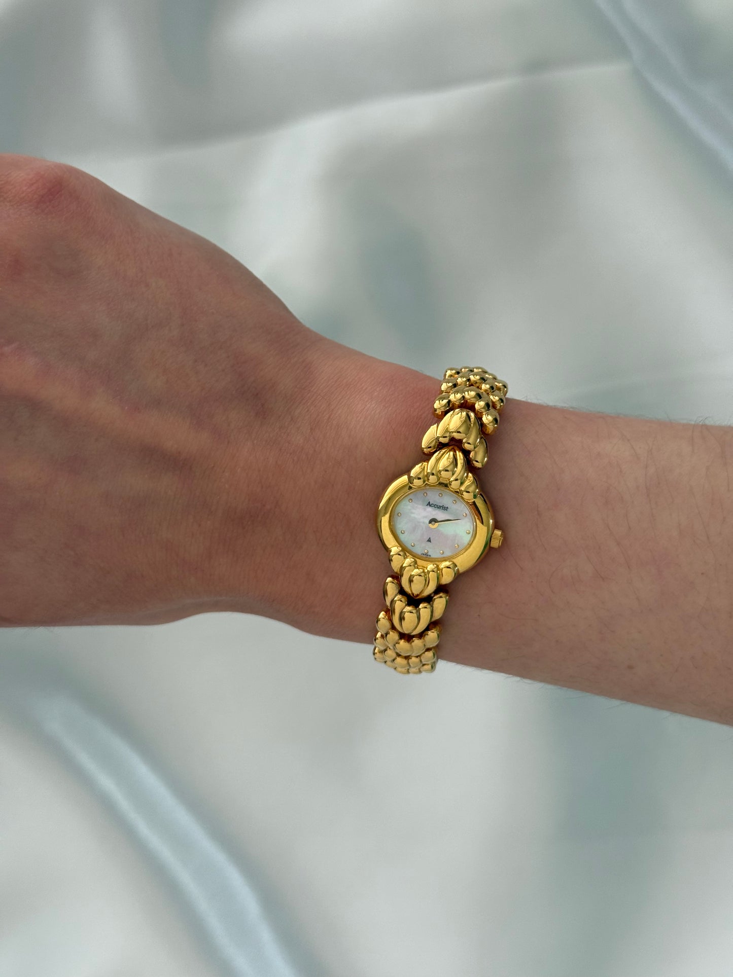 Vintage Mother Of Pearl Accurist Watch