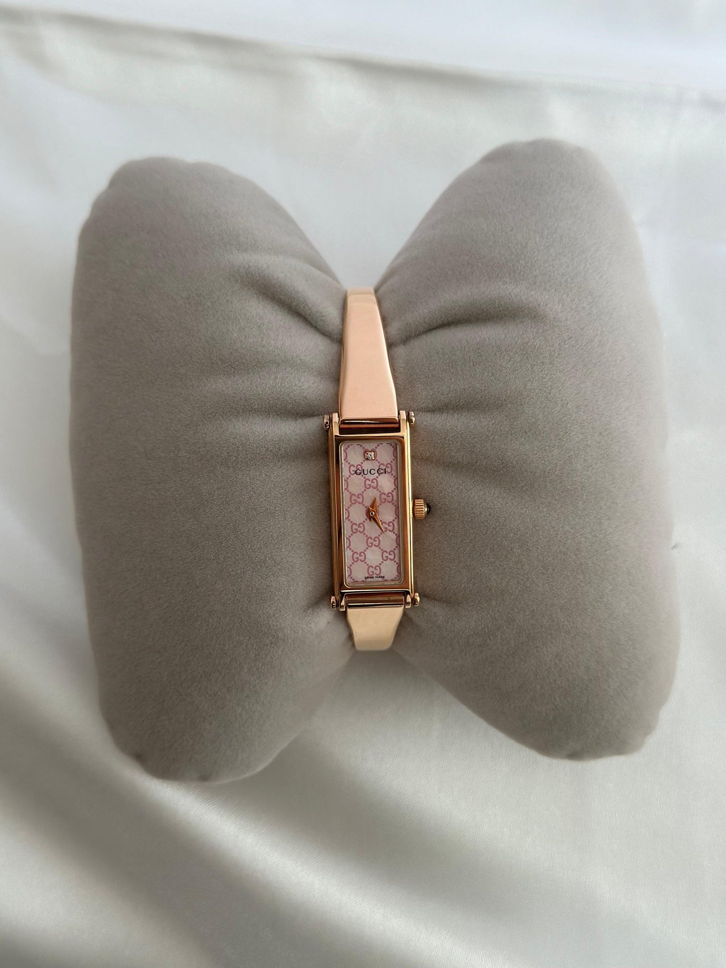 Rare Rose Gold 1500L Gucci Watch