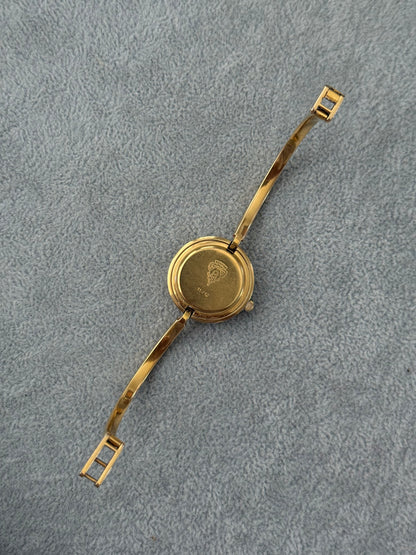 Vintage 1100L Gucci Watch