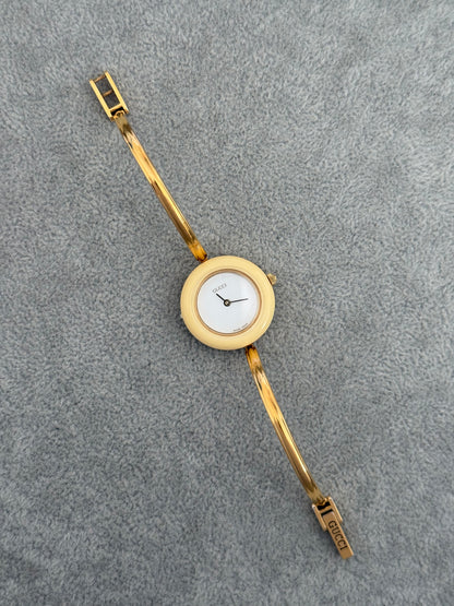 Vintage 1100L Gucci Watch