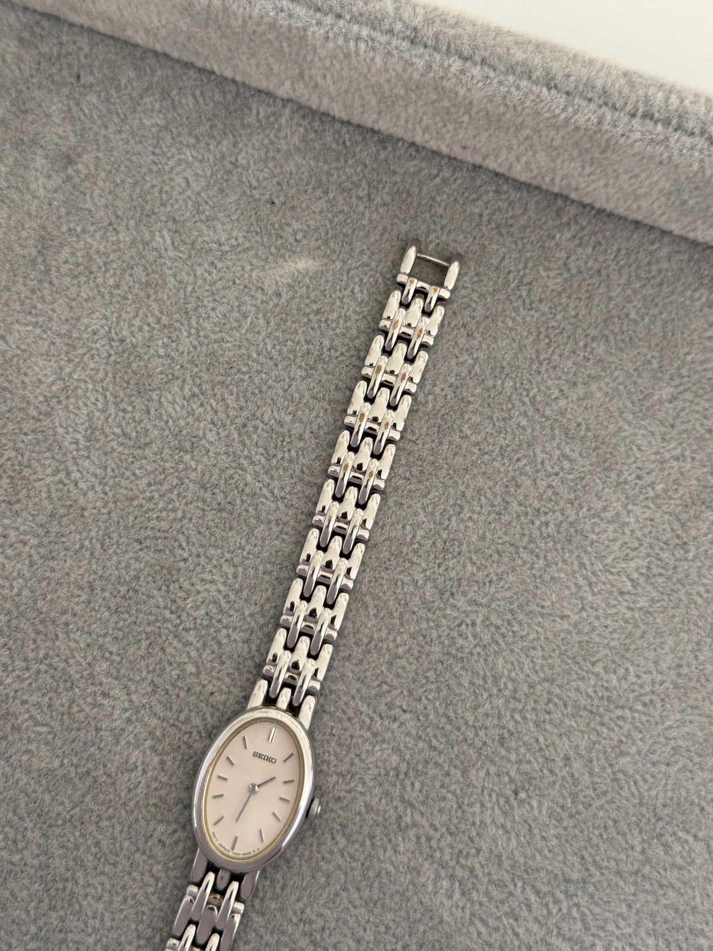 Vintage Silver Seiko Watch