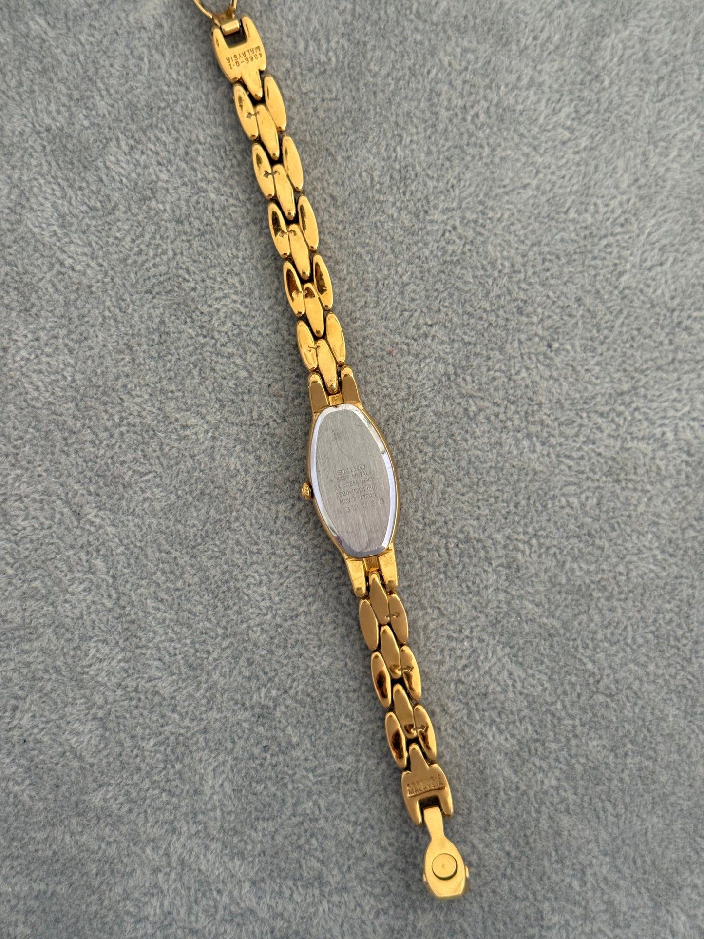 Rare Vintage Mother of Pearl Seiko Watch SE20-7201