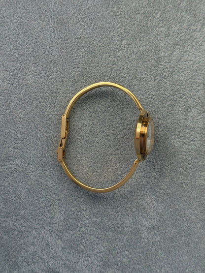 Vintage 1100L Gucci Watch with 13 Interchangeable Bezels