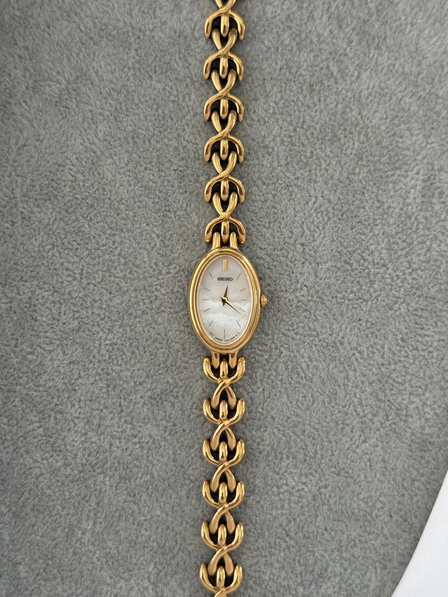 Vintage Mother Of Pearl Seiko Watch