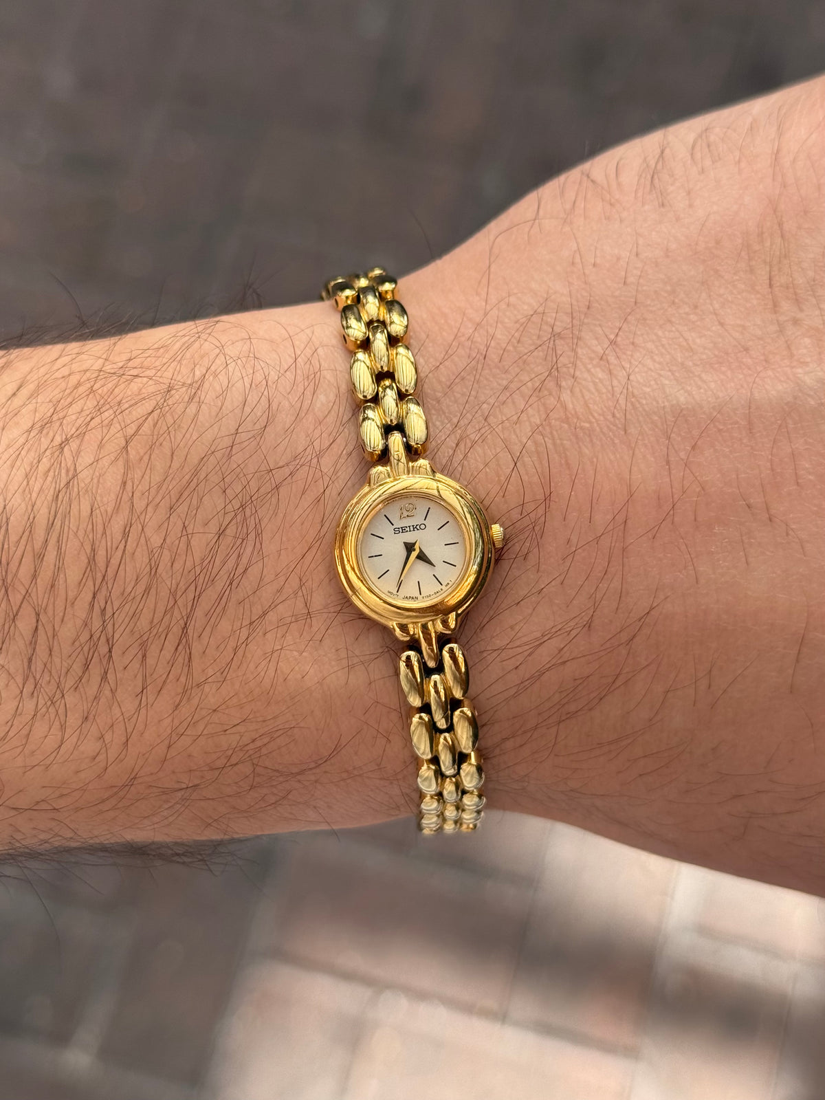 Dainty February 1992 Gold Seiko Watch Y150-0AH0