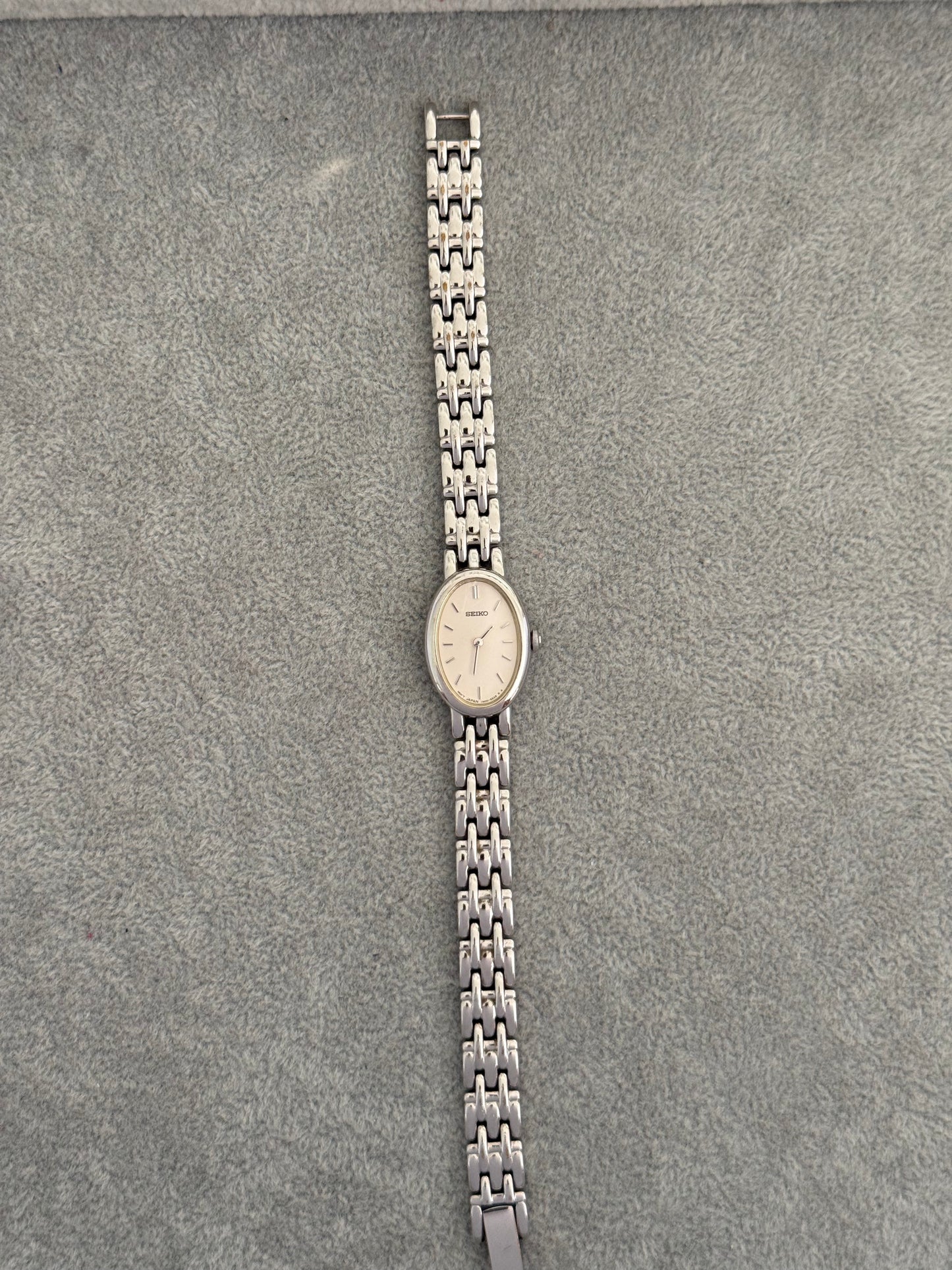 Vintage Silver Seiko Watch