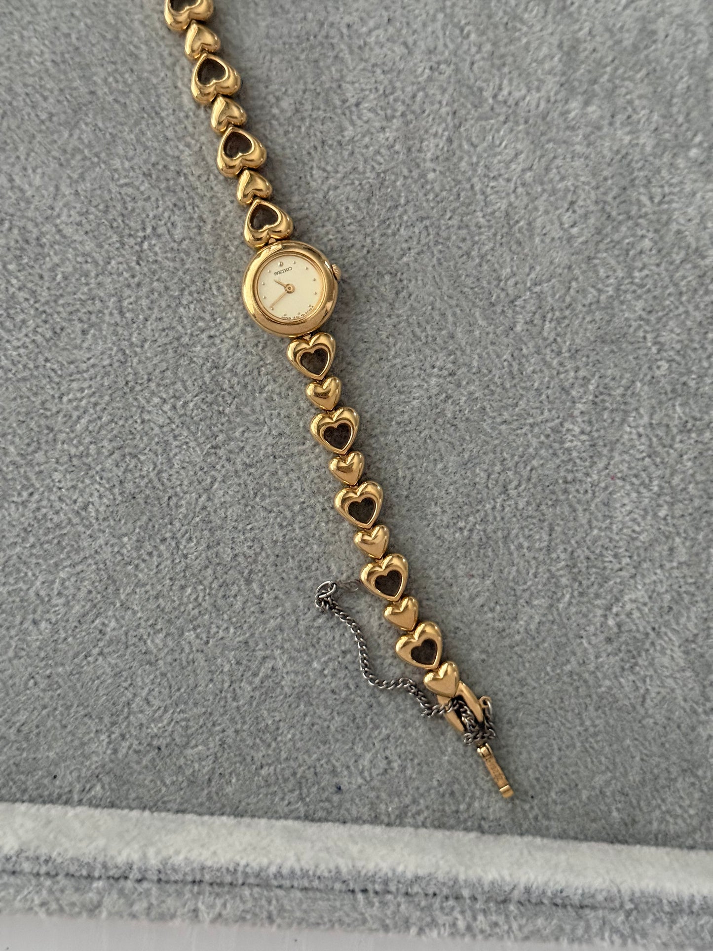 Rare Vintage Hearts Seiko Watch