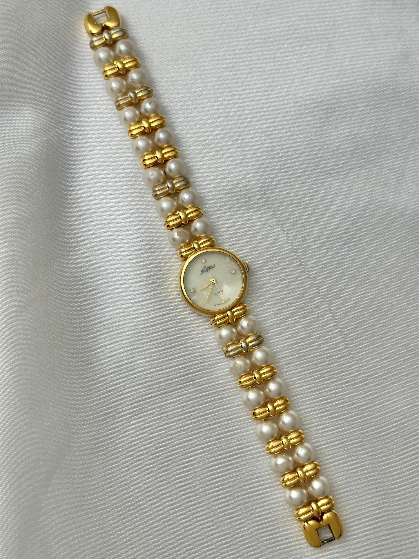 Vintage Pearl Watch