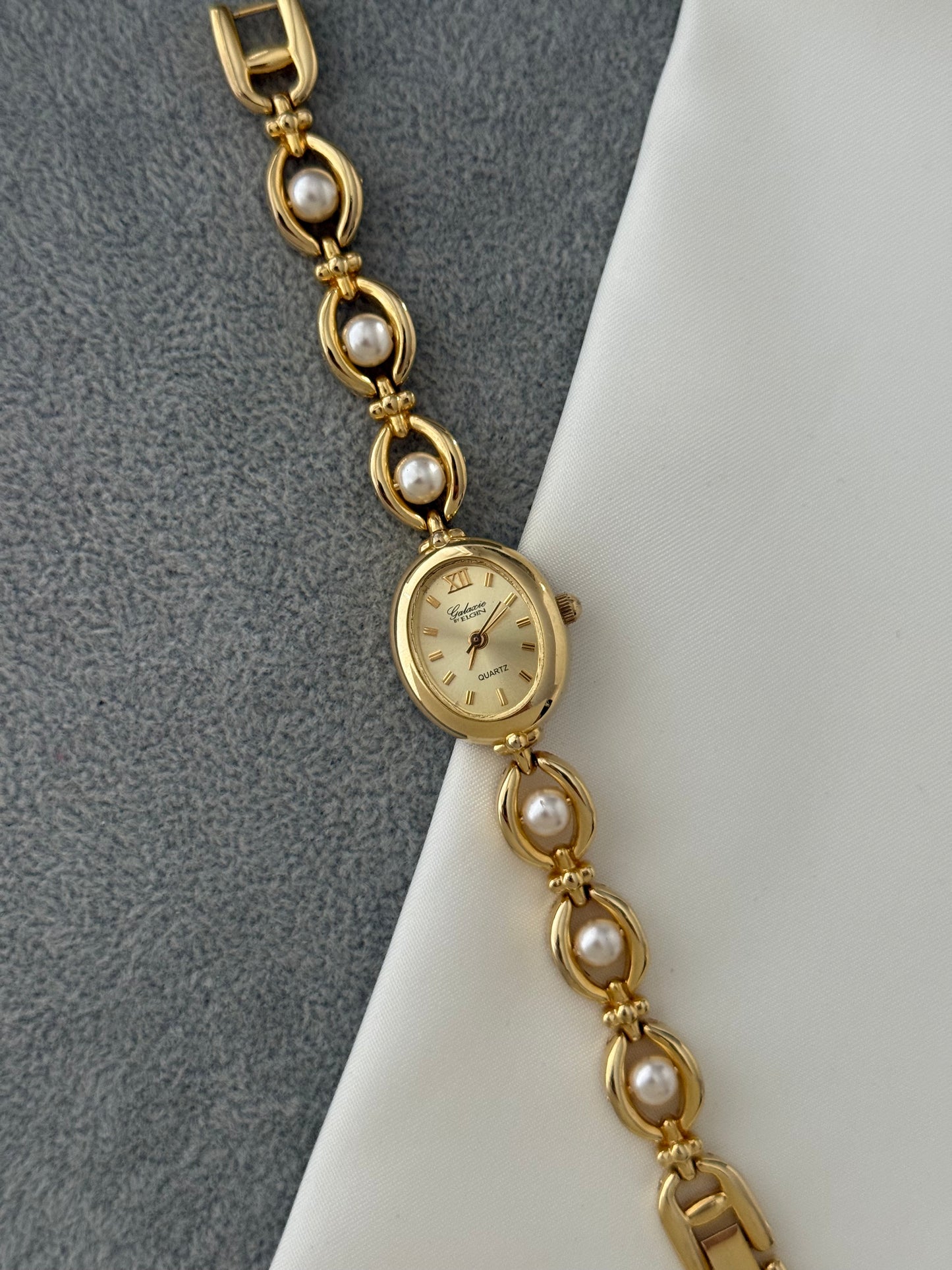 Vintage Pearl Watch