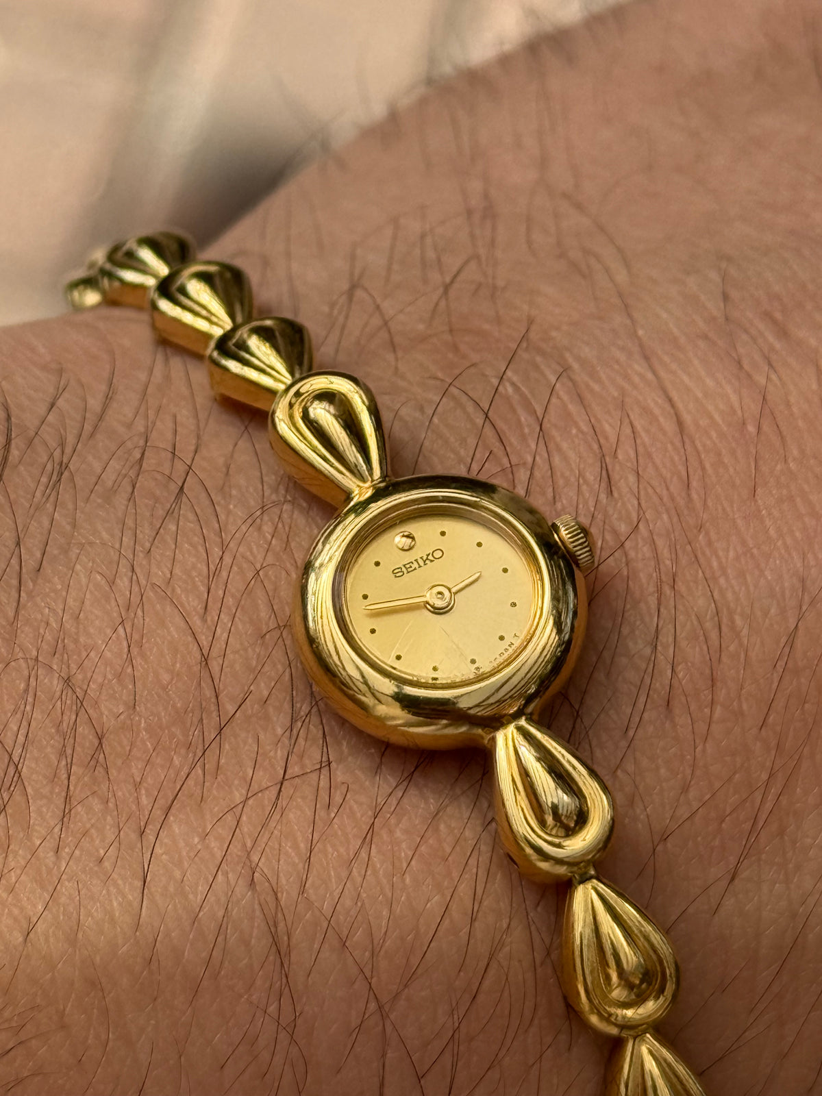 Rare 1989 Gold Raindrop Seiko Watch 1E20-0540