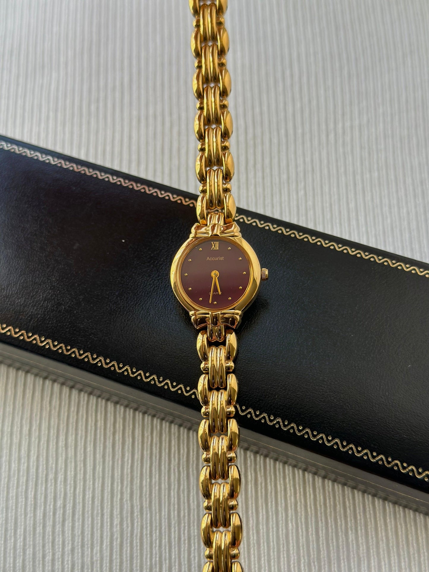 Vintage Accurist Watch