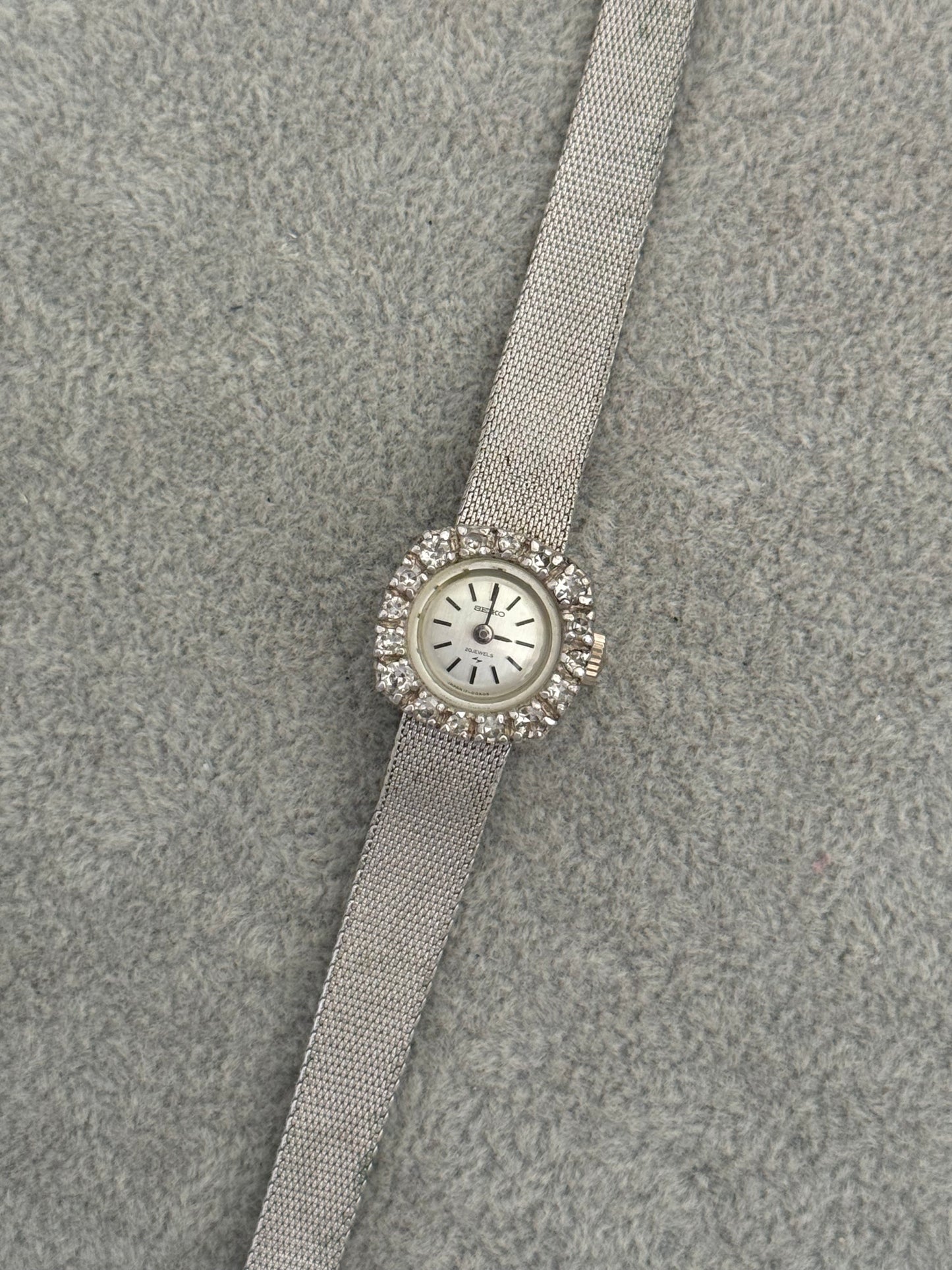 Vintage Mechanical Seiko Watch 20 Jewels