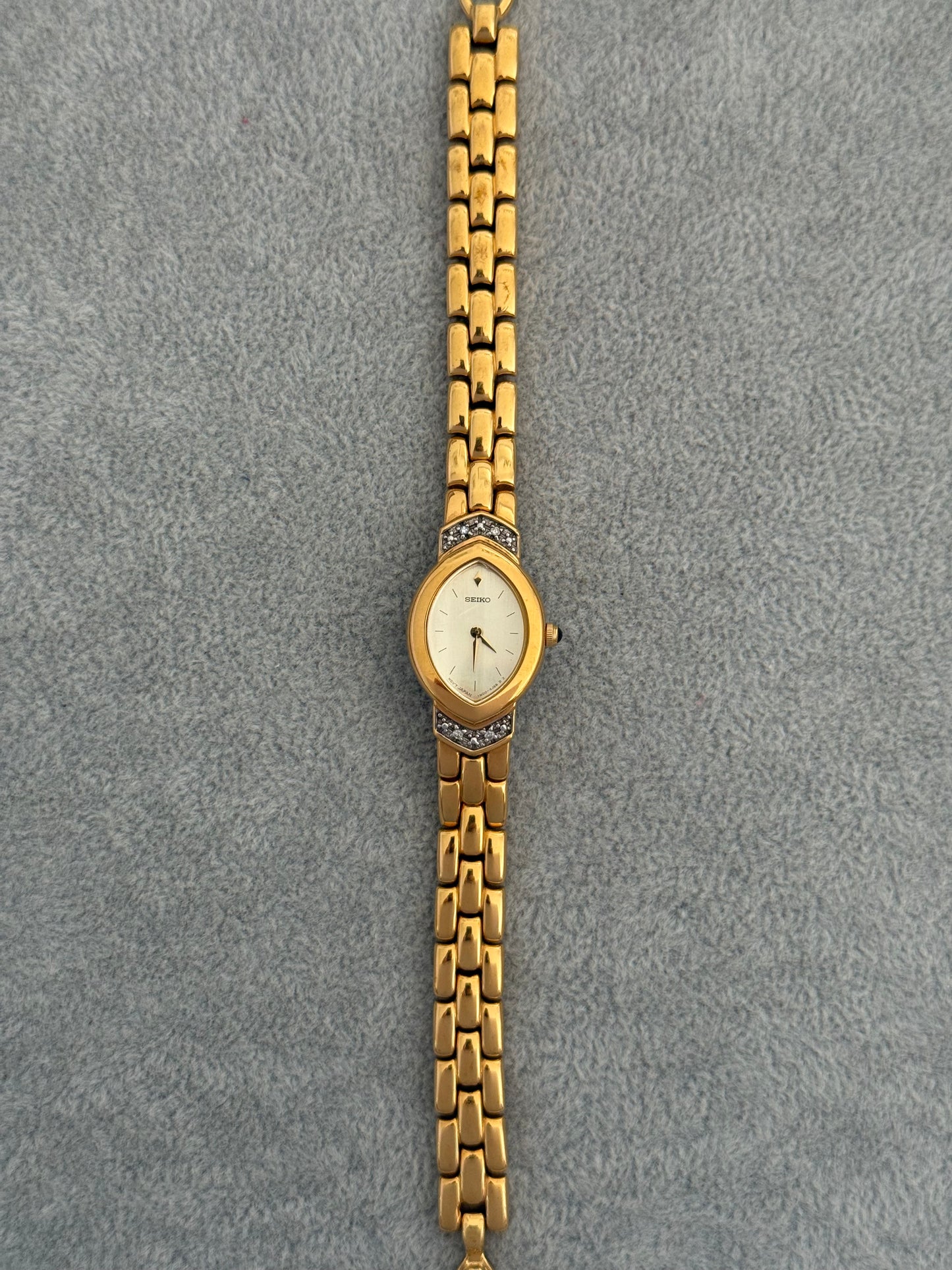 Rare Vintage 1990’s Diamond Bezel Seiko Watch 1N00-6E79