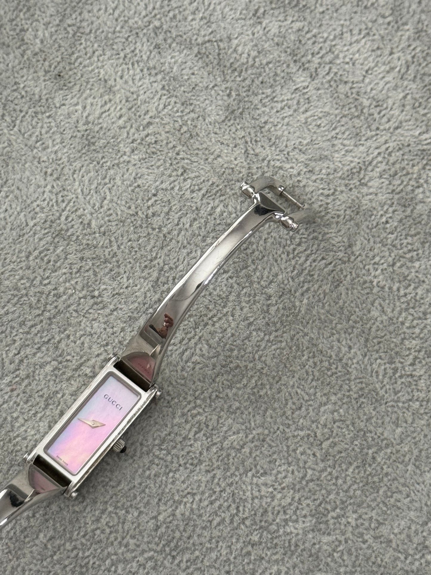 Gorgeous Vintage 1500L Gucci Watch