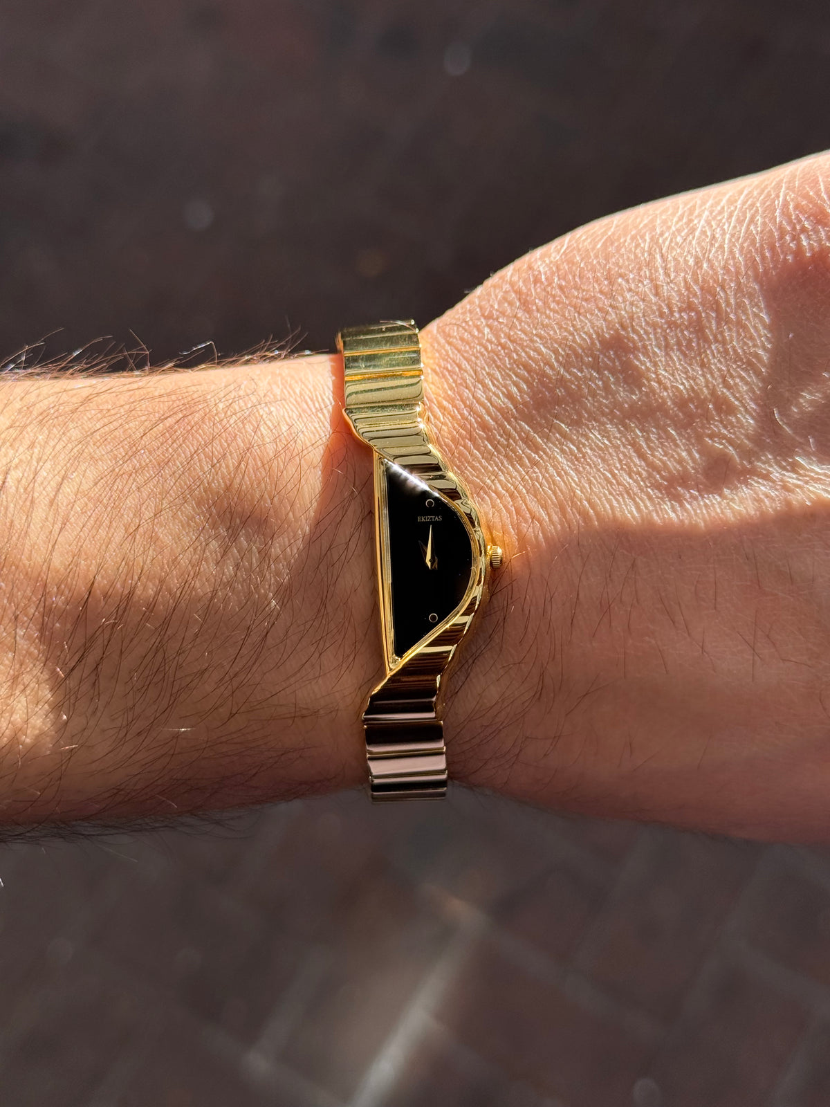 Ekiztas Half Moon Watch