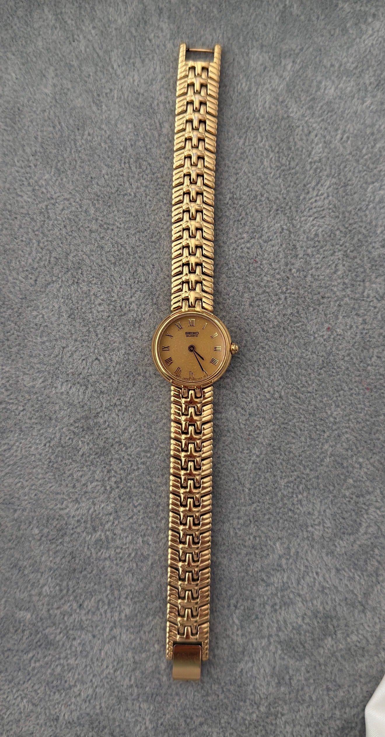 Vintage Champagne Dial Seiko Watch