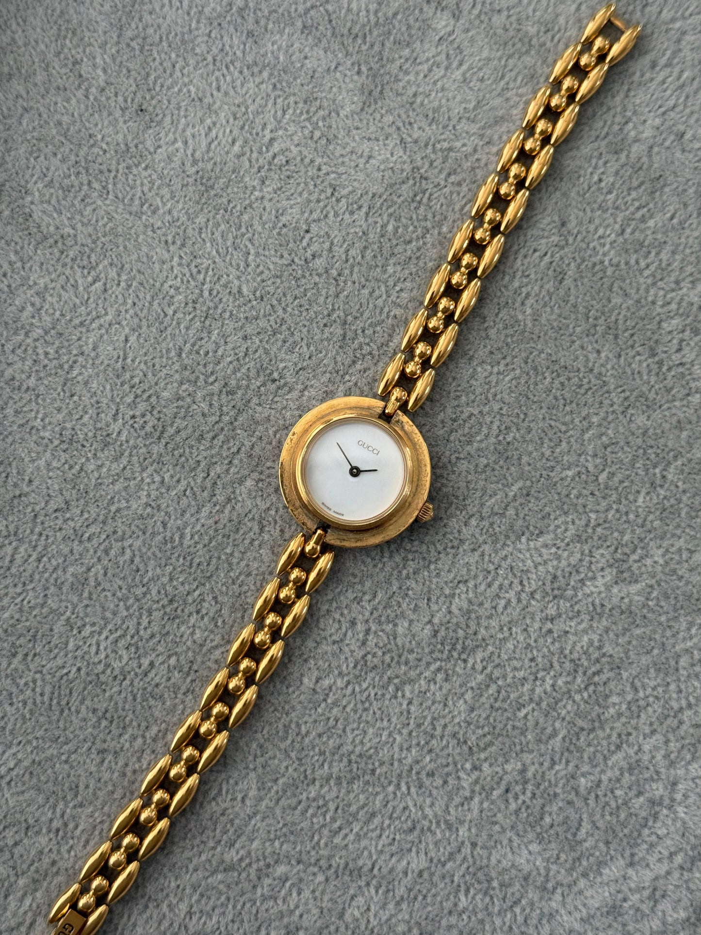 Vintage Gucci 1200L Watch