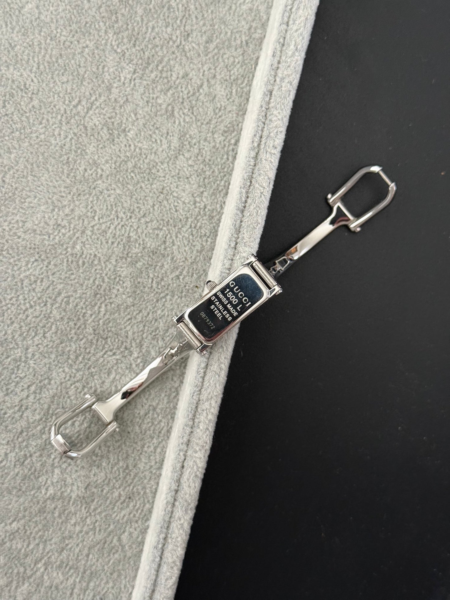 Gorgeous Vintage 1500L Gucci Watch