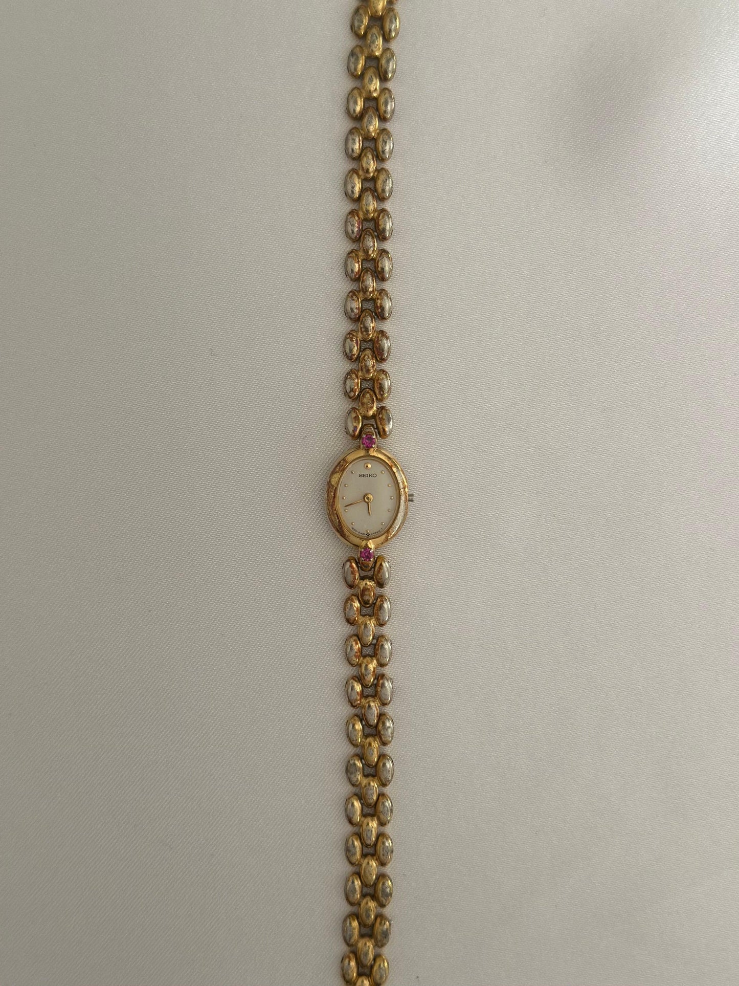 Rare Vintage Ruby Stone Seiko