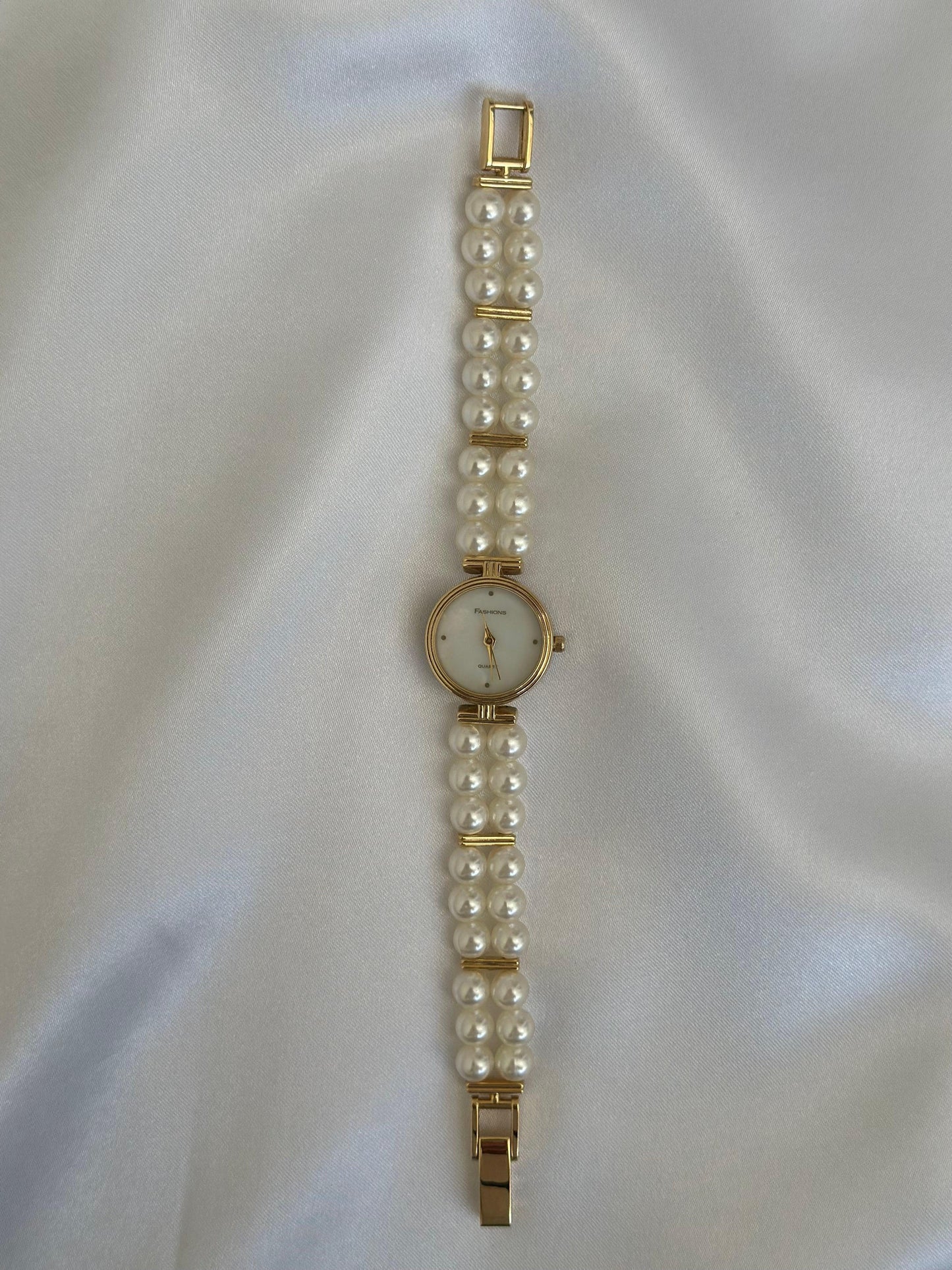 Vintage Pearl Watch