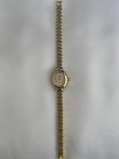 Montre vintage avec diamants