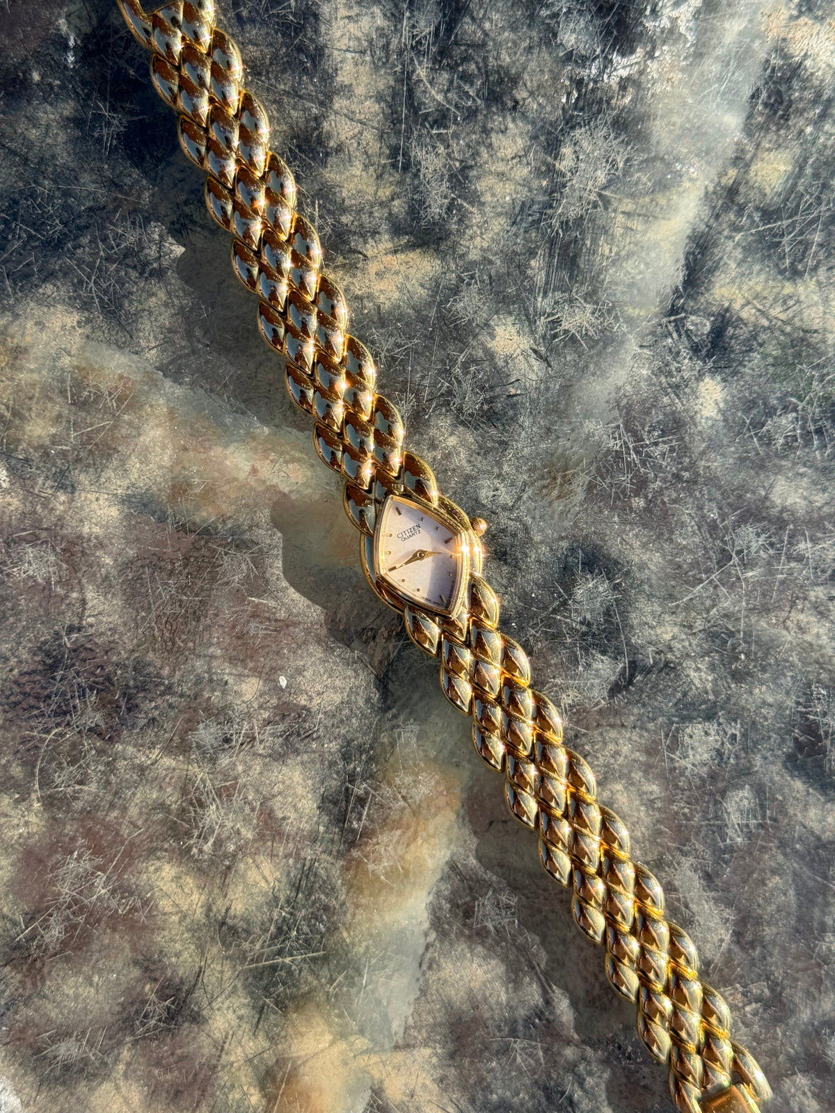 Vintage Citizen Golden Leaf Bracelet Watch with Mother of Pearl Dial
