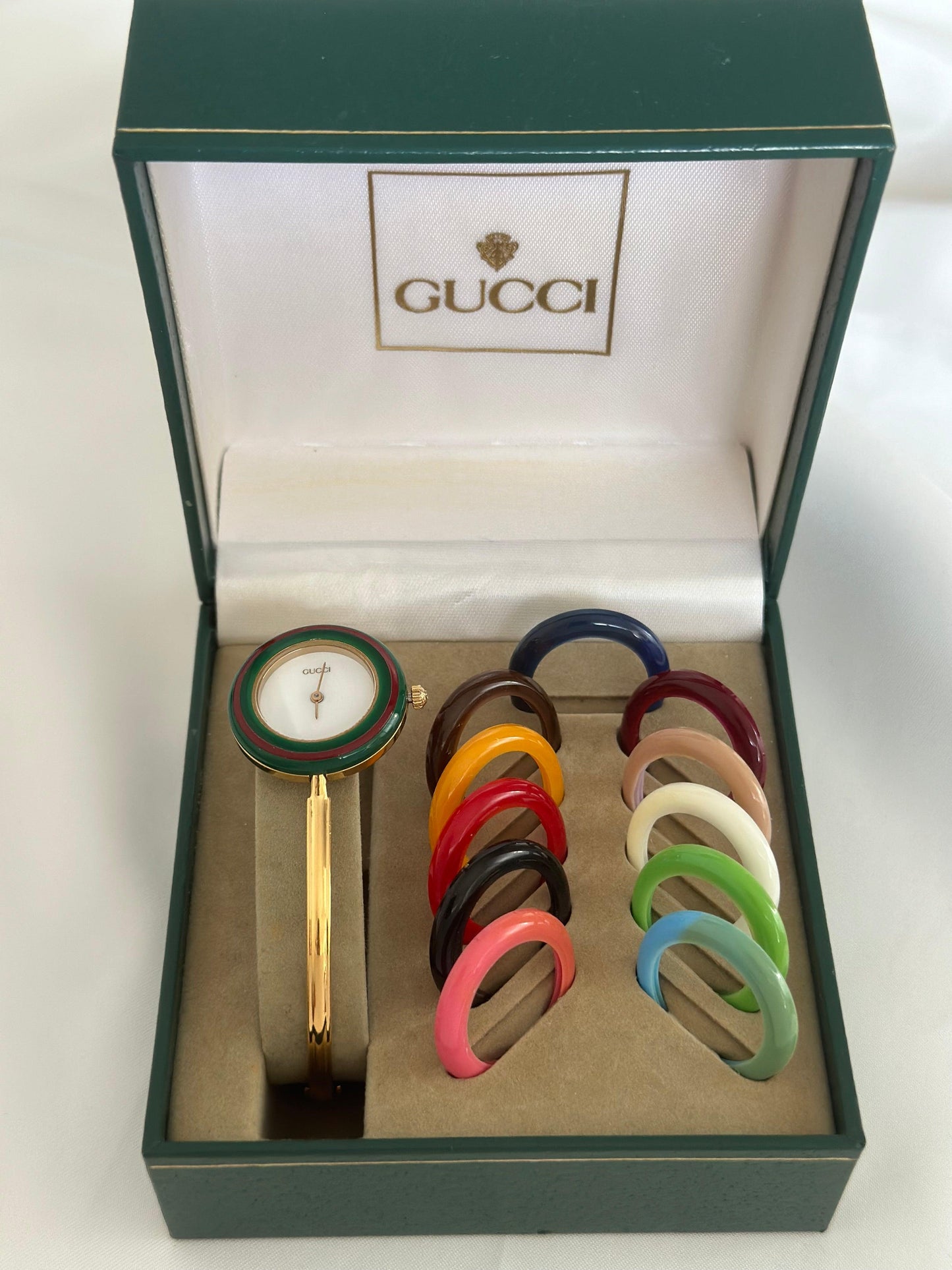 Vintage 1100L Gucci Watch