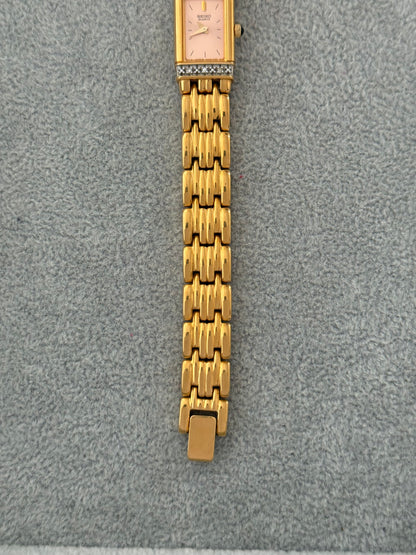 Rare Vintage Pink Dial Seiko Watch