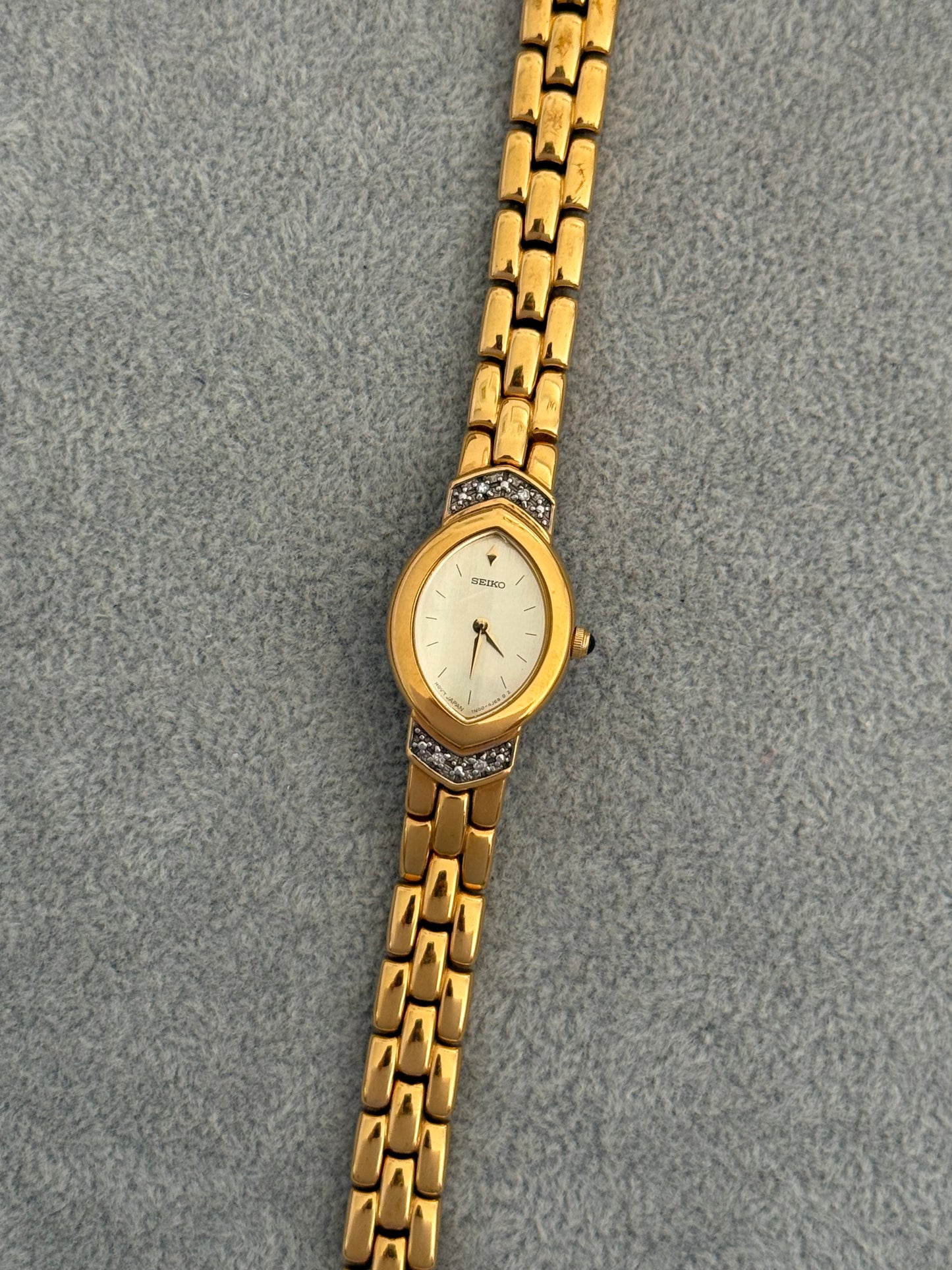 Rare Vintage 1990’s Diamond Bezel Seiko Watch 1N00-6E79