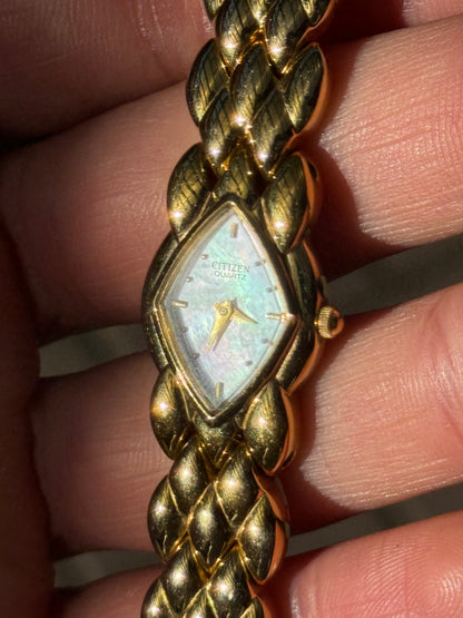 Vintage Citizen Golden Leaf Bracelet Watch with Mother of Pearl Dial