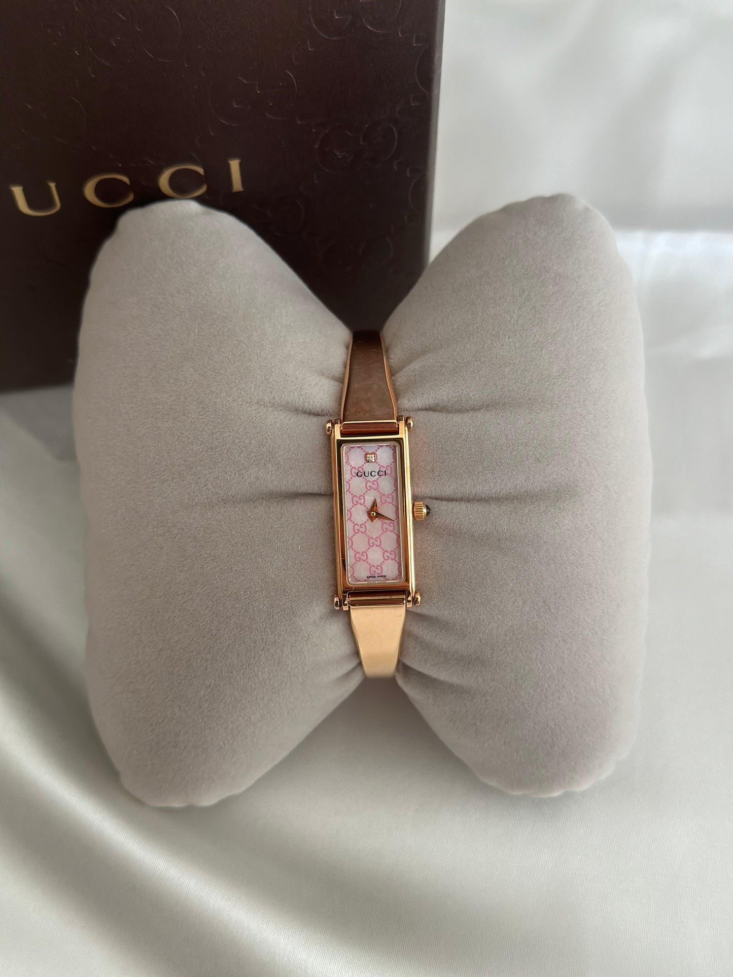 Rare Rose Gold 1500L Gucci Watch