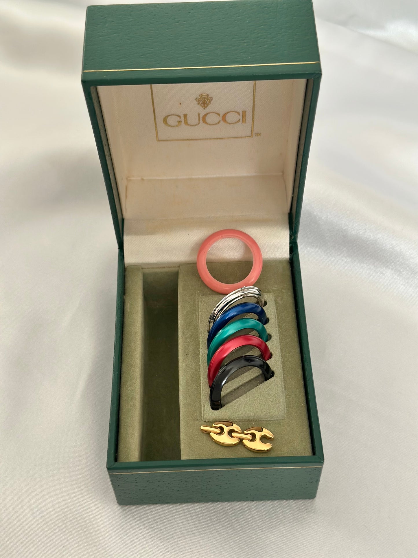 Vintage 1200L Gucci Watch