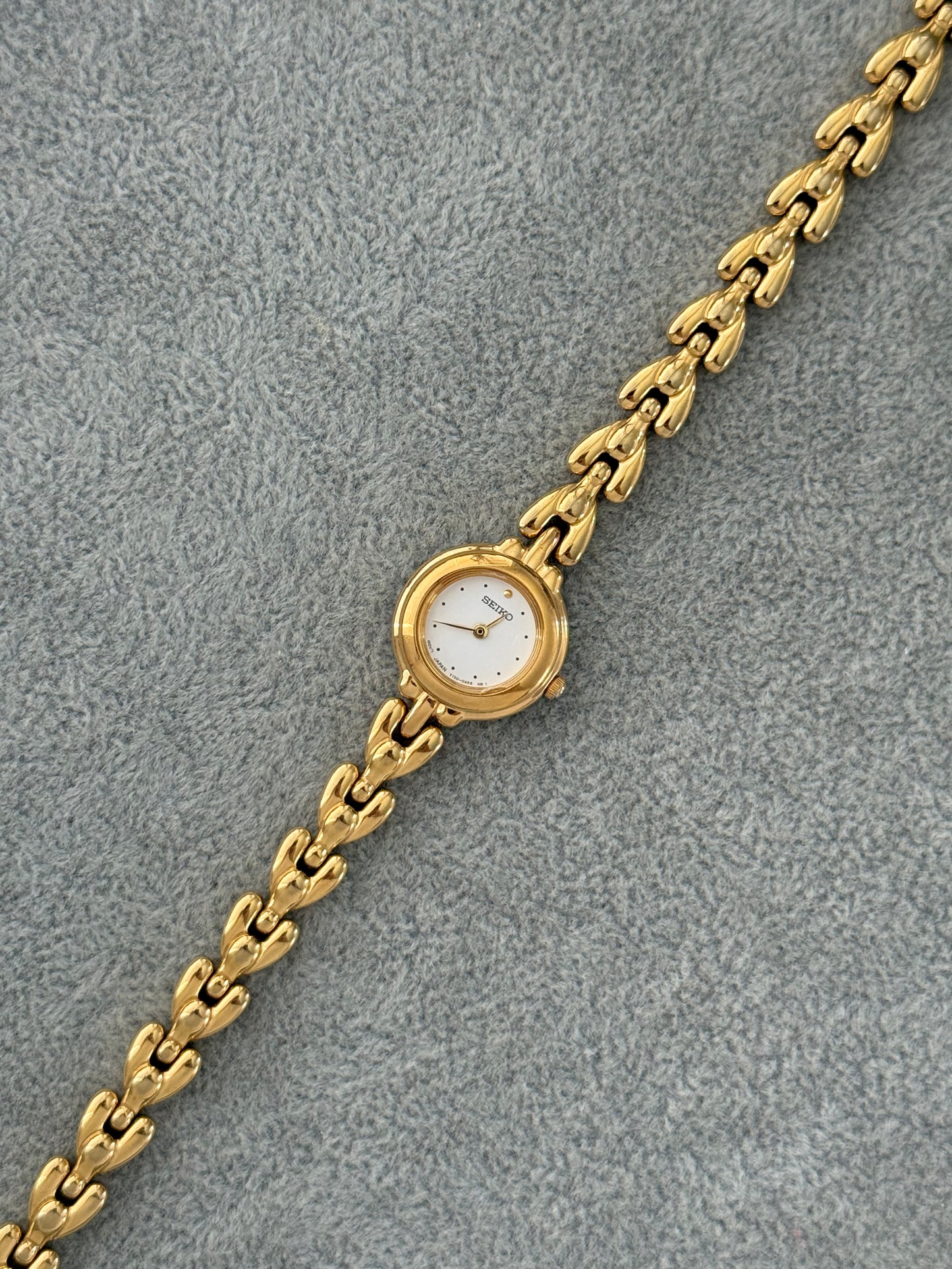 Vintage Dainty Seiko Watch Set