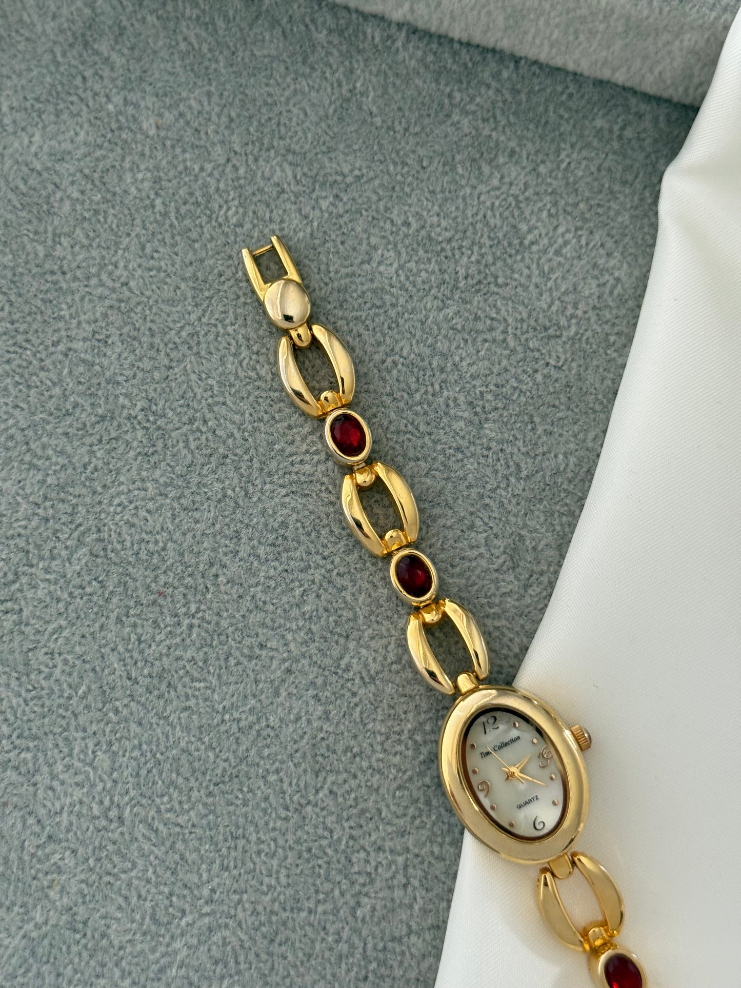 Vintage Ruby Gem Watch