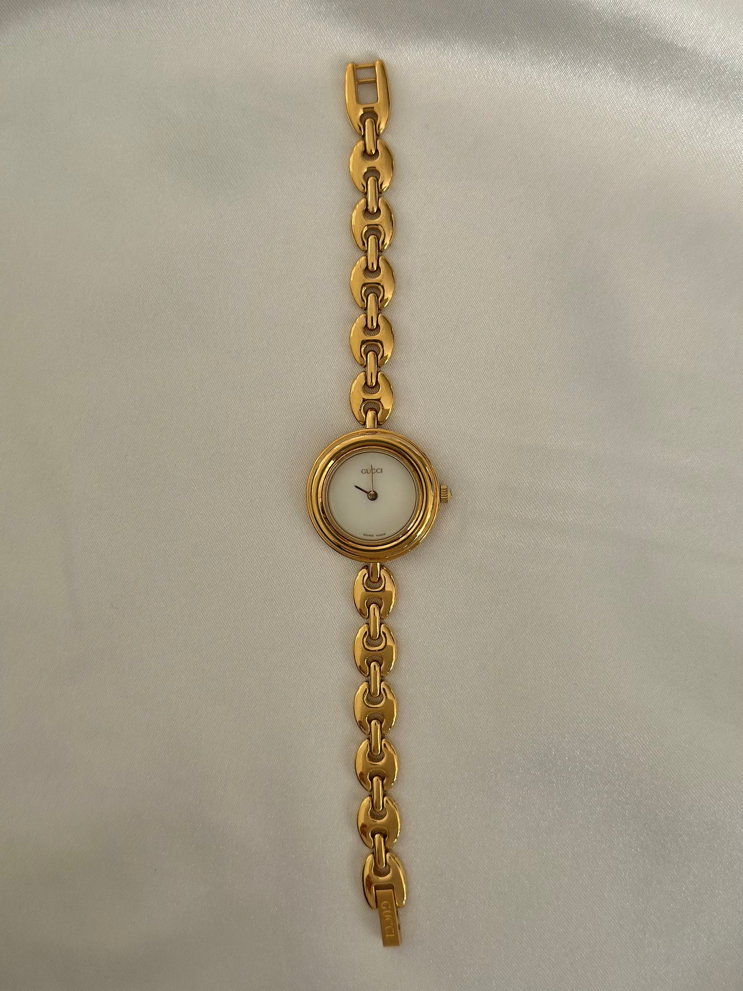 Vintage 1200L Gucci Watch