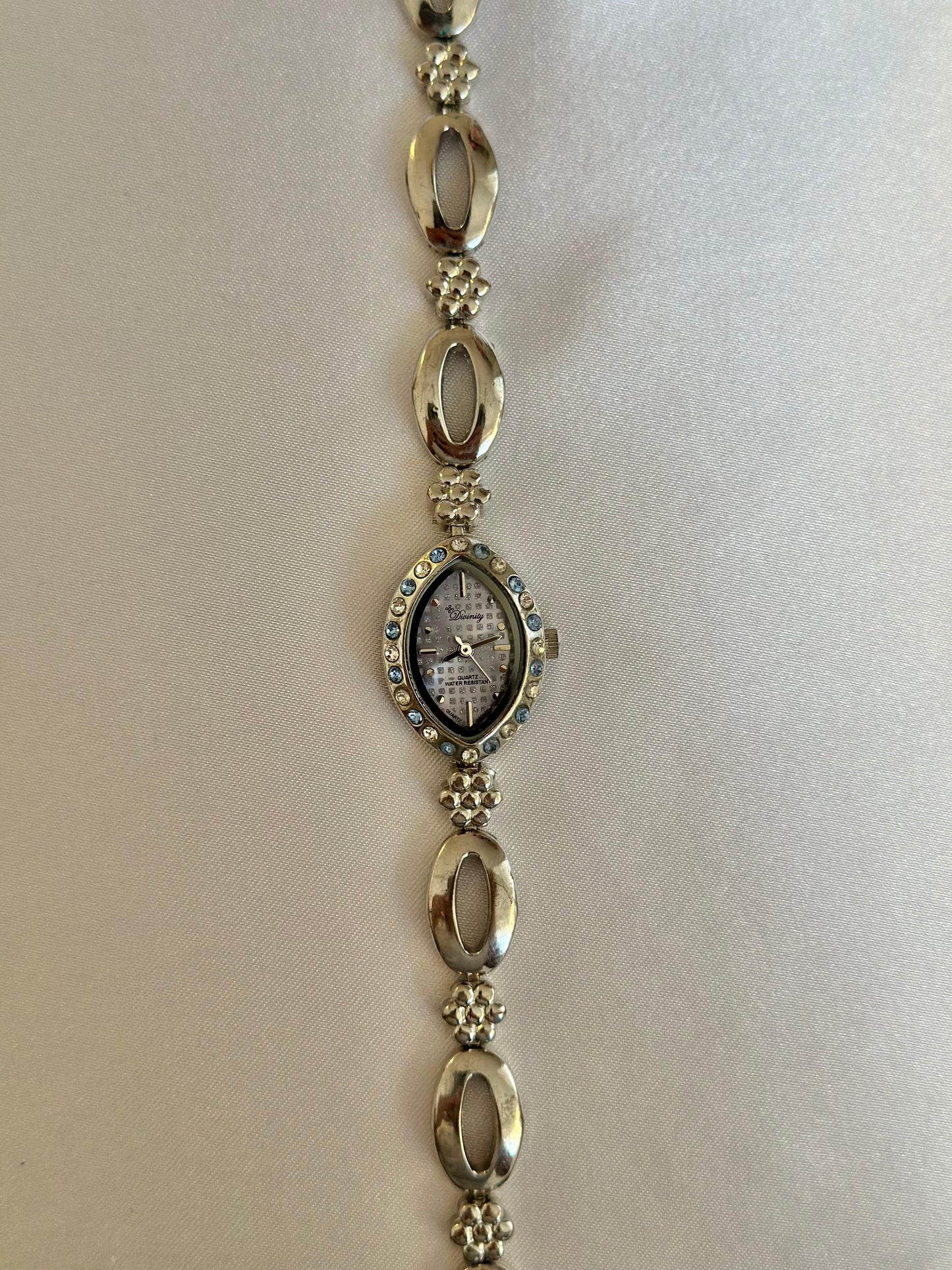 Vintage Silver Flower Watch