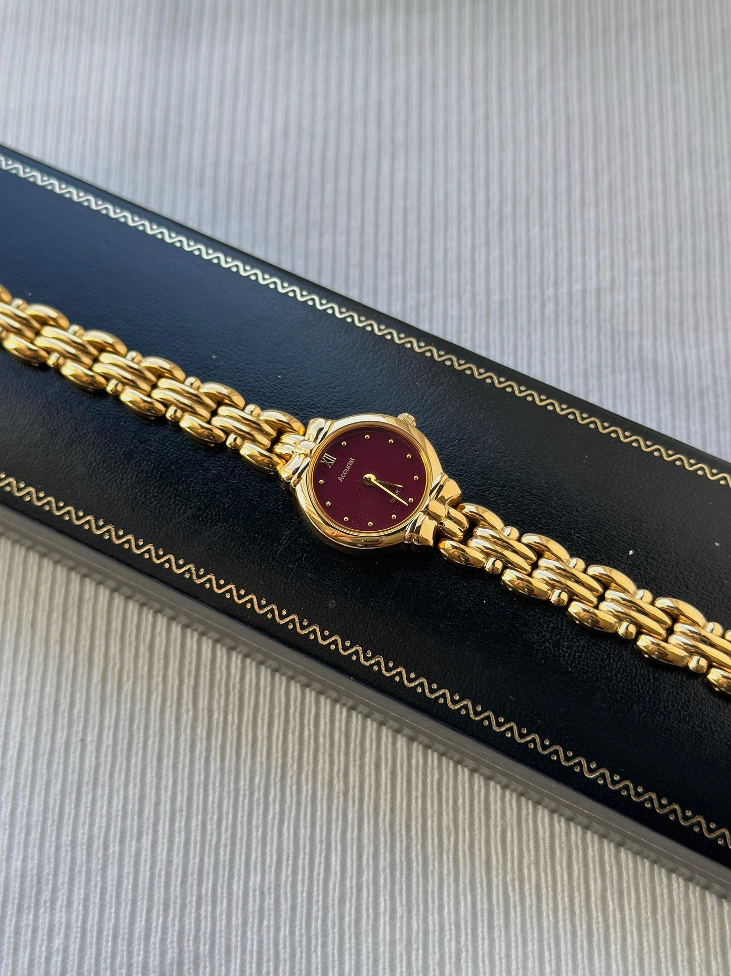 Vintage Accurist Watch