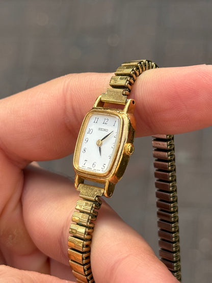 Vintage 1991 Gold Seiko Watch - Stretchy Bracelet 1N00-5K29