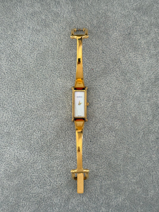 Gorgeous Vintage 1500L Gucci Watch