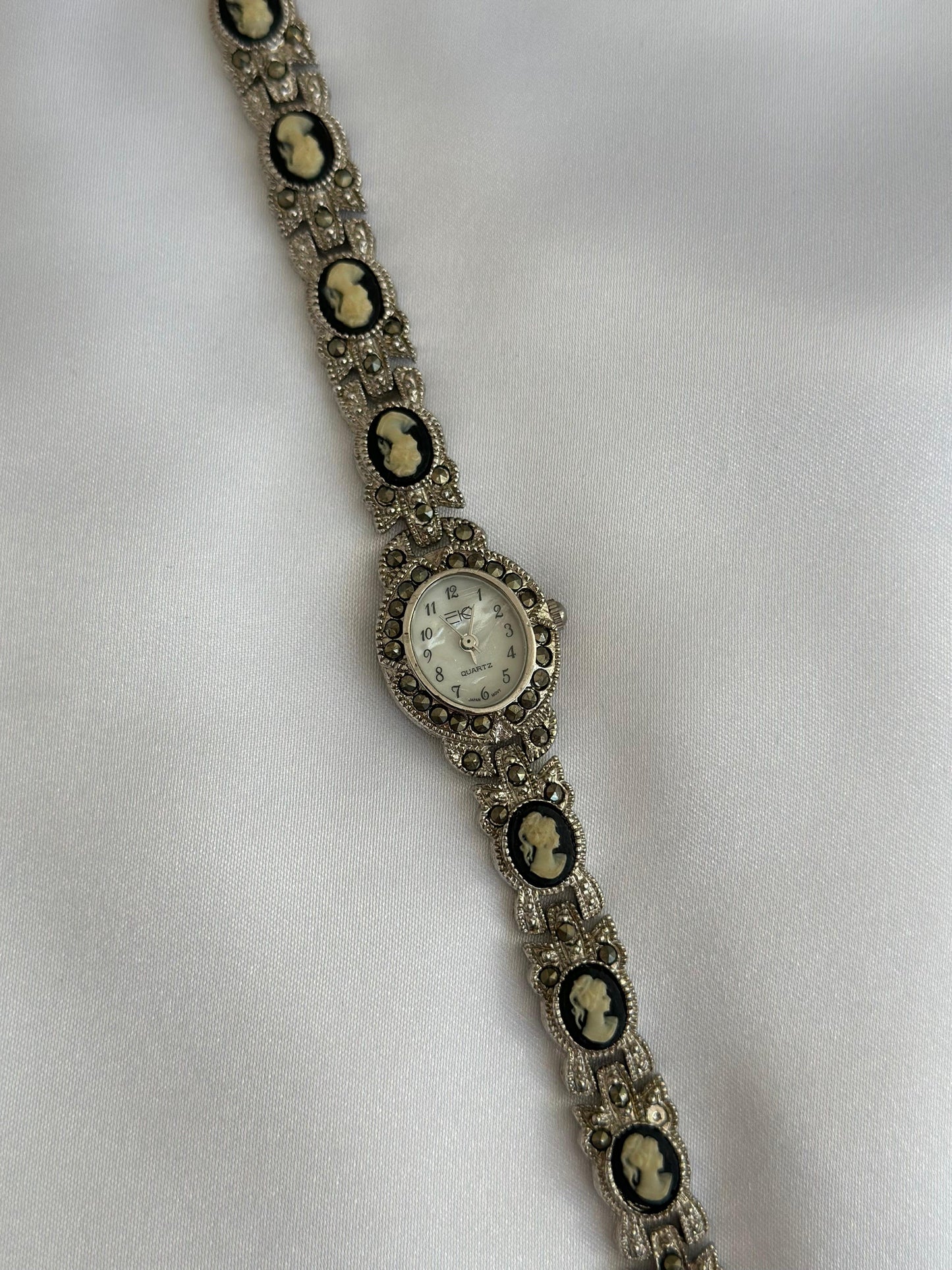 Vintage Cameo Watch