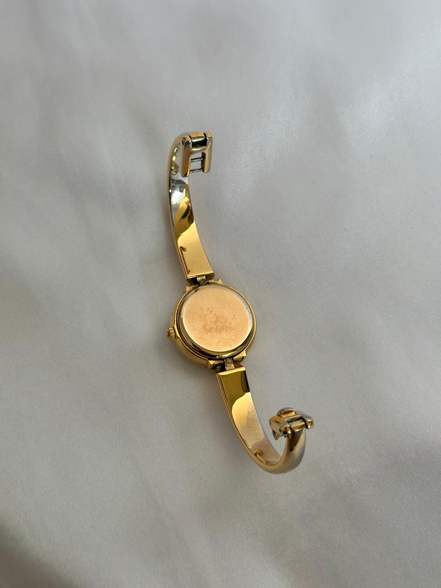 £50 Vintage 1400L Gucci Watch