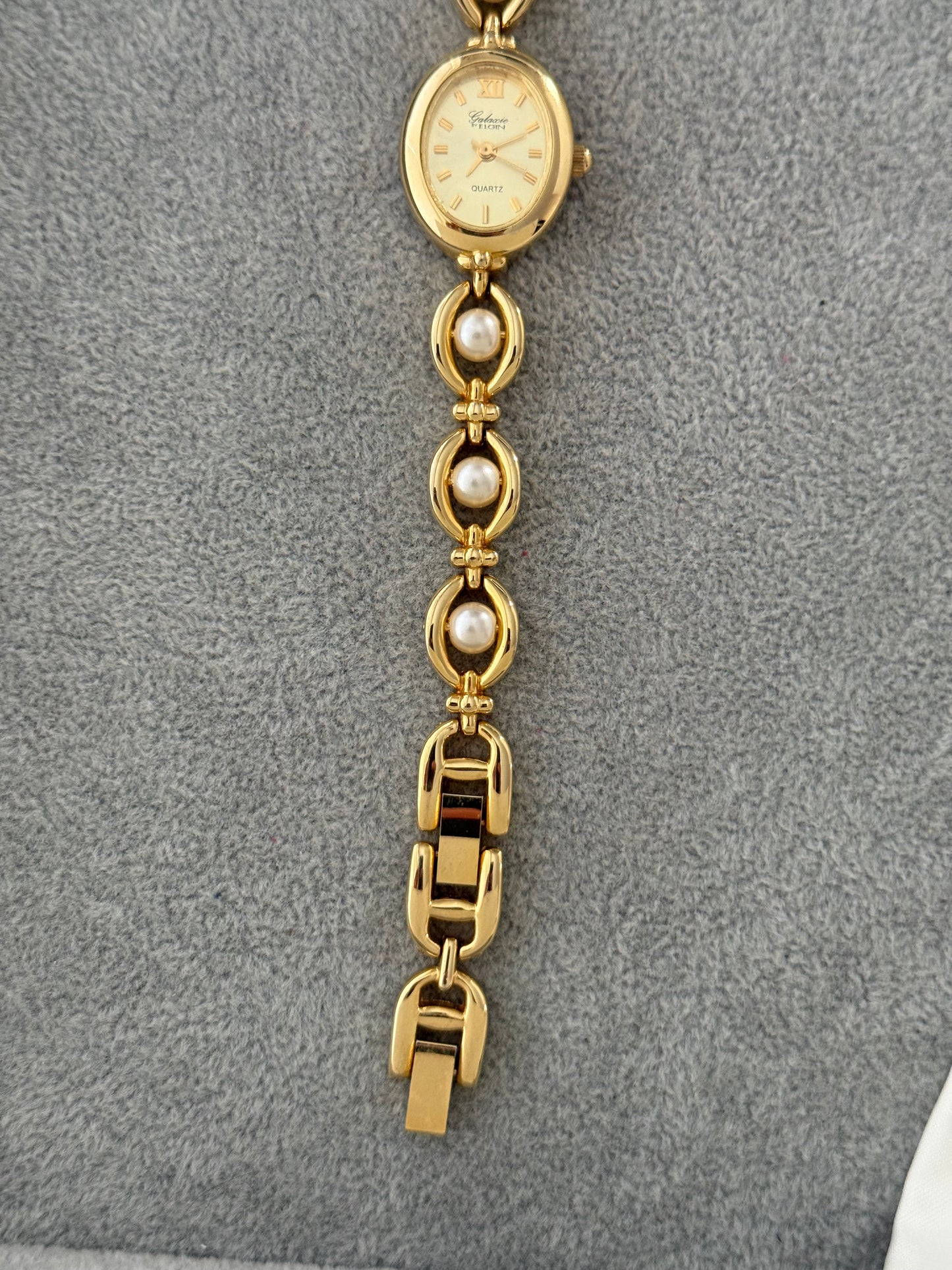 Vintage Pearl Watch