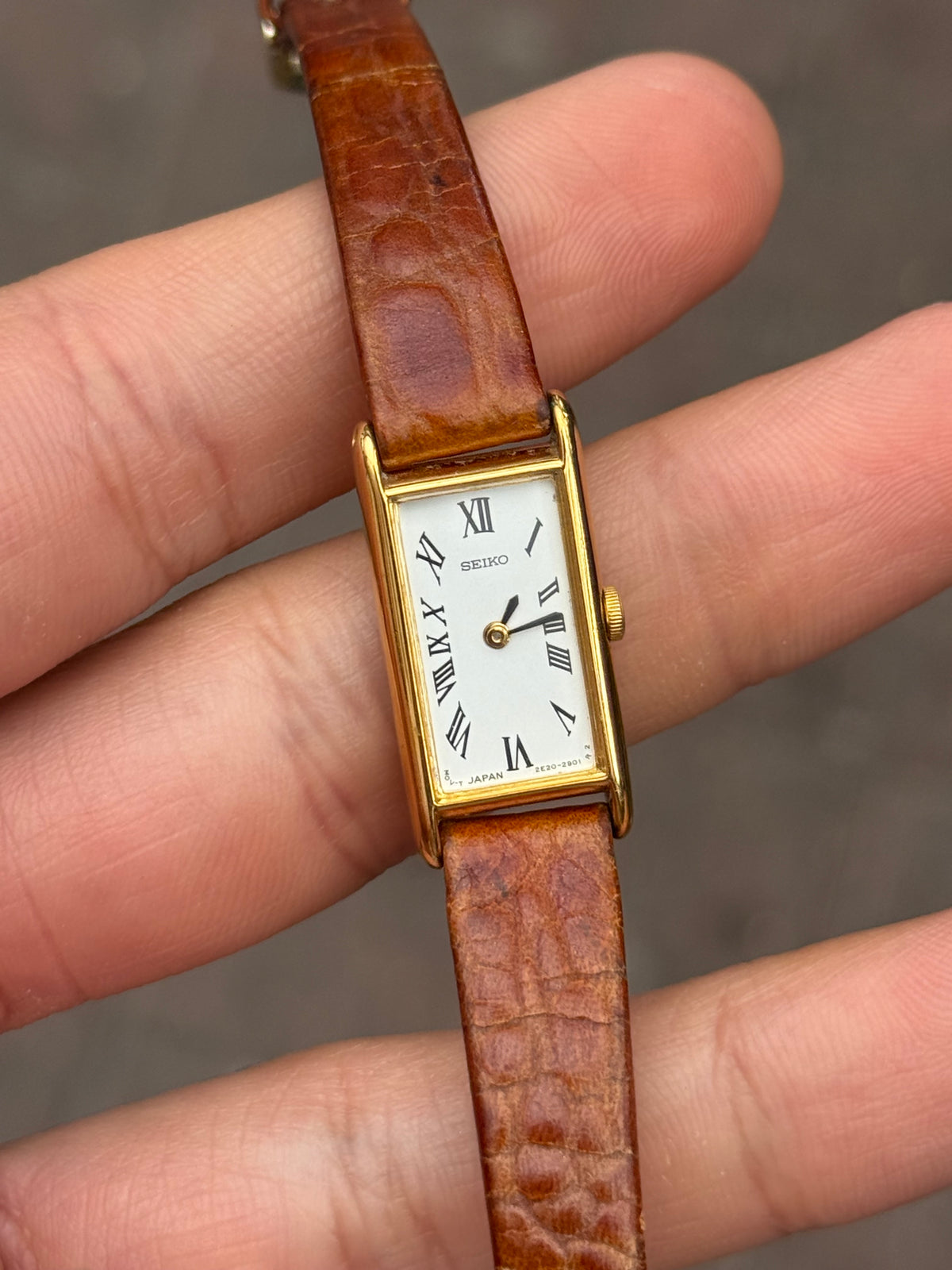 August 1991 Vintage Gold Seiko Tank w/ Original Calf Skin Leather Strap 2E20-2901