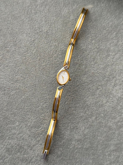 Vintage 1988 Two-Tone Gem Seiko Watch 1E20-6230
