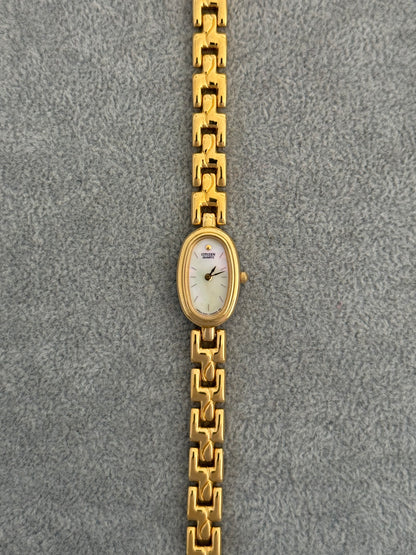 Cute Vintage Mother of Pearl Citizen Watch