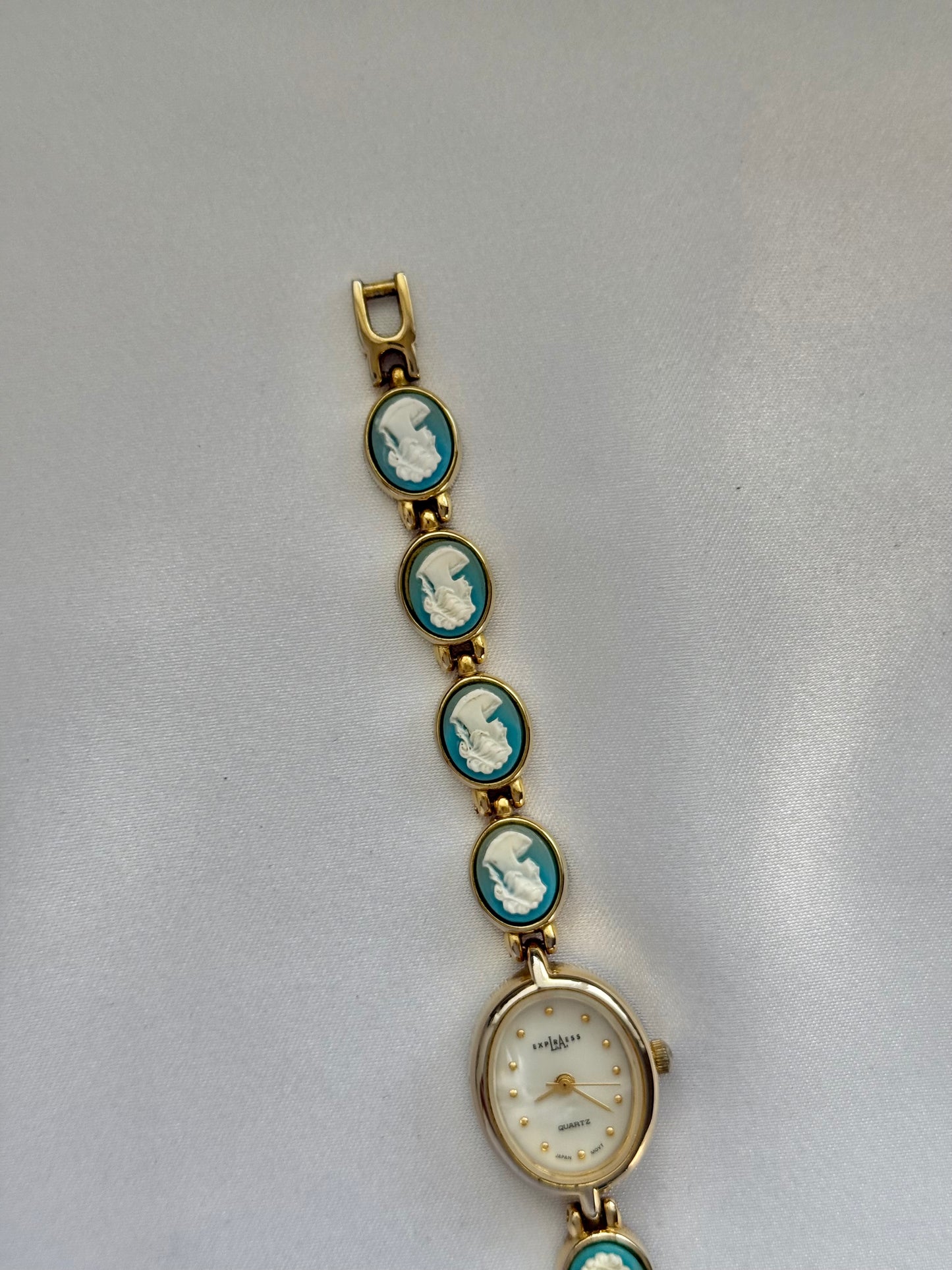 Rare Vintage Cameo Watch